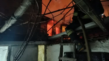 Alanönü Mahallesi'nde çıkan yangın korkuttu