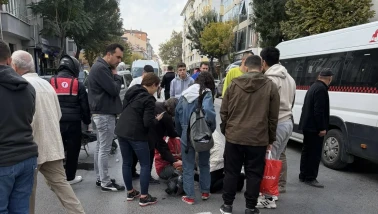 Dikkatsizlik Kazaya Yol Açtı: Motosikletli Hastanelik Oldu