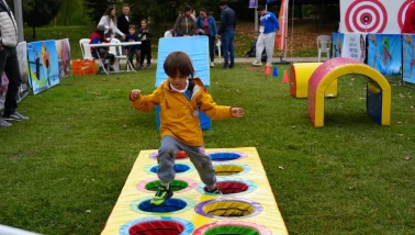 Kentpark Cumhuriyet Alanına Dönüştü: Binlerce Eskişehirli Şenlikte Buluştu