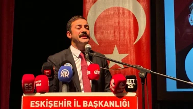 Talat Yalaz yeniden sahnede: “Yoksullukla değil, umutla mücadele edeceğiz!”