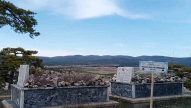 Beylikova'da Doğan Baba ve Gelininin Mezarları Yenilendi