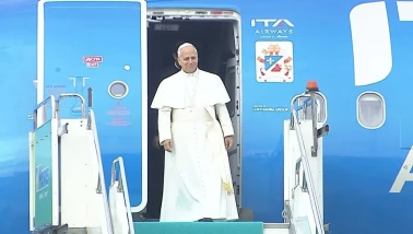 Papa 14. Leo İlk Resmi Yurt Dışı Ziyareti için Ankara'ya İniş Yaptı