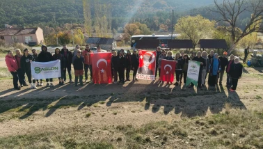 Atatürk’ü Anma Yürüyüşü bu yıl da geniş katılımla gerçekleştirildi