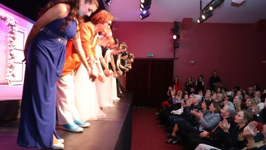 “Kendime Kıyamam” Oyunu Şehir Tiyatroları’nda Gala Gösterimiyle İzleyiciyle Buluştu