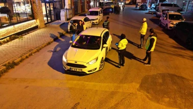 Bolvadin’de geniş çaplı huzur ve asayiş denetimi yapıldı