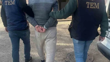 Terör örgütü üyesi saklandığı evde yakalandı