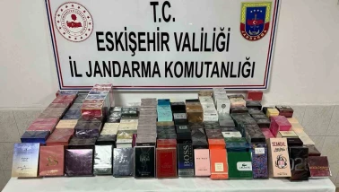 Eskişehir’de 450 bin liralık kaçak parfüm operasyonu!