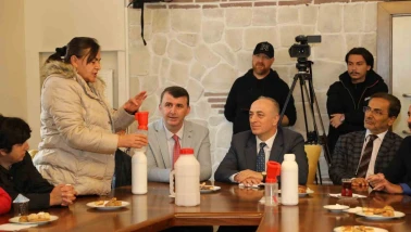 Yörükkırka'da yetiştiricilere süt hijyeni eğitimi verildi