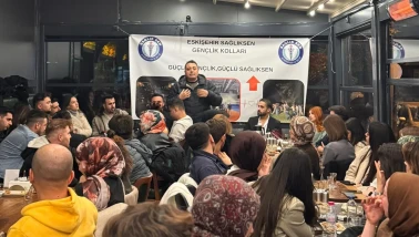 Sağlık-Sen Eskişehir'de Genç Çalışanlarla Buluştu: “Gençlik Teşkilatımızın Enerjisidir”