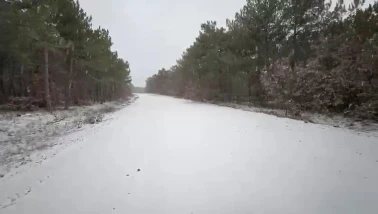 Türkmendağı etekleri beyaza büründü: Yukarıkalabak'ta kar manzaraları