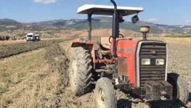 Çiftçinin Pulluğuna Takılan Av Tüfeği Polisi Harekete Geçirdi