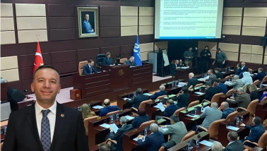 AK Parti Grup Başkanvekili Sivri, Hizmet Sektörüne Değindi: “İşletmeler için Özel Bir Düzenleme Yapılmalıdır”