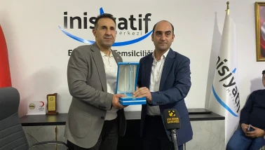 Emekli Albay Orkun Özeller’den İnisiyatif Merkezi Derneği’ne Ziyaret