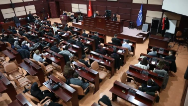 Üniversiteli Gençlerden Büyükşehir Meclisi’nde TBMM Simülasyonu