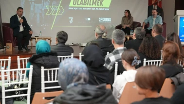 Sporcu Ailelerine Yönelik Seminer İlgiyle Karşılandı
