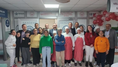 Eskişehir’de Özel Bireylerin Eserleri 3 Aralık Sergisinde Tanıtıldı