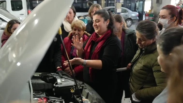 Eskişehir’de Kadınlara Yönelik Araba Bakım Eğitimi Sona Erdi