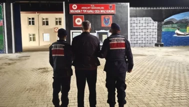 Afyonkarahisar’da Jandarma Tarafından Aranan Şahıslar Yakalandı