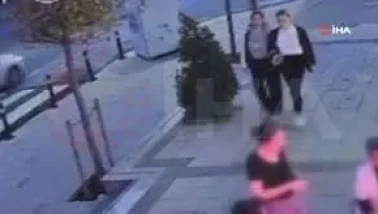 Güllü’nün düşme olayı sonrası dikkat çeken kayıt: Kızı ve arkadaşı kamerada