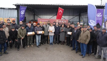 Eskişehir'de Ücretsiz Arı Yemi Desteği: “Siz Yeter Ki Üretmeye Devam Edin”