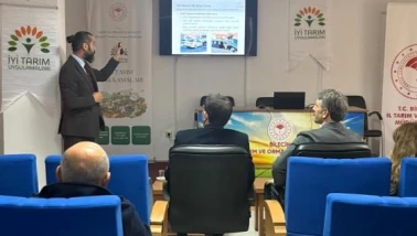 Söğüt’te üreticilere marulda iyi tarım uygulamaları eğitimi verildi