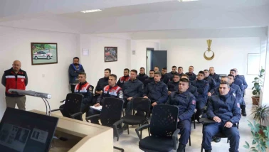 Kütahya’da Jandarma Personeline Hayvan Hareketleri ve Gıda Güvenliği Eğitimi Verildi