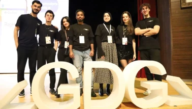 Gençler Devfest’25’te Yeni Nesil Teknolojileri Deneyimledi