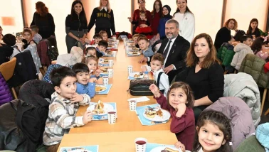 Rektör Adıgüzel’den Kreş Öğrencilerine Anlamlı Ziyaret