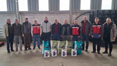 Simav’da iyi tarım üreticilerine 2,5 ton gübre desteği