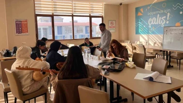 Hızır Bey Yurdu’nda Bağlama Kursu Keyifli Anlara Sahne Oldu