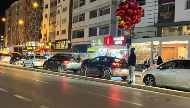 Eskişehir'de baloncular görenleri şaşırttı