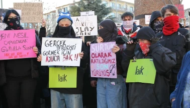 Eskişehir'de maske ve bandana satışları arttı