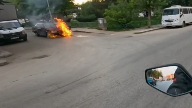 Eskişehir'de Araç Alev Alev Yandı