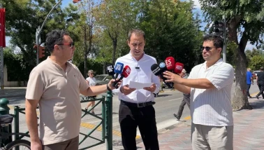 Anahtar Parti’den Trafik Eleştirisi: “Ayşe Ünlüce Sınıfta Kaldı”