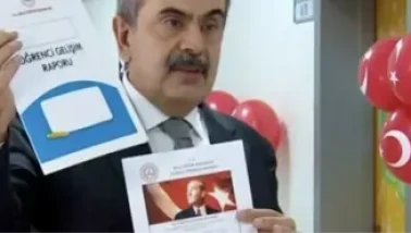 Atatürk fotoğrafı karnelerden kaldırıldı mı? Karnelerden Atatürk fotoğrafı neden kaldırıldı? Yeni karneler 2026