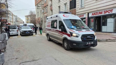 Eskişehir'de Üvey Oğul Dehşeti: Yaralanan Baba Hayatını Kaybetti