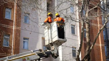 Eskişehir’de Ağaçlar Kışa Hazırlanıyor: Budama Çalışmaları Başladı