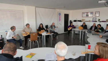 Eskişehir'de Kıdemli Vatandaşlar Müzikle Buluştu