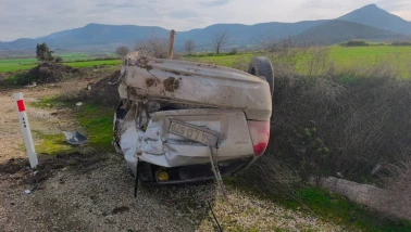 Bilecik’te Otomobil Takla Attı: Sürücü Hastaneye Kaldırıldı