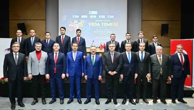 Eskişehir’de Vali Hüseyin Aksoy’a Anlamlı Veda