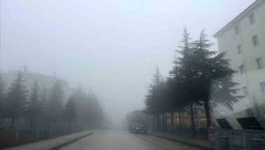 Eskişehir Yoğun Sisle Güne Uyandı