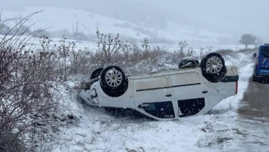 Pazaryeri’nde Kontrolden Çıkan Otomobil Takla Attı