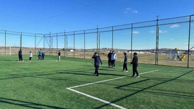 Mahmudiye’de Spor Alanları 24 Saat Hizmette