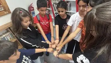 Aydın'da kütüphane buluşması: Çocuklar hem okudu hem tasarladı