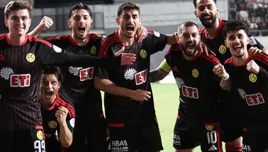 Eskişehirspor İzmir deplasmanında Atalay Yıldırım ile şov yaptı