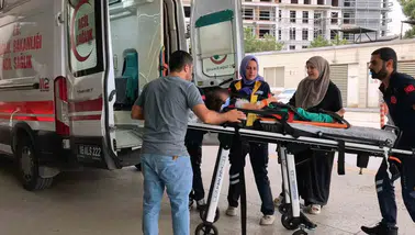 İnegöl'de balkon faciası: 4 yaşındaki çocuk ikinci kattan beton zemine çakıldı
