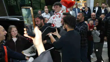 Dünya şampiyonu Yiğit Şişman Kastamonu'da omuzlarda karşılandı