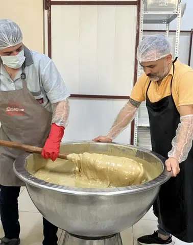 Helvanın yağı akıyorsa korkmayın: Ustası nedenini anlattı