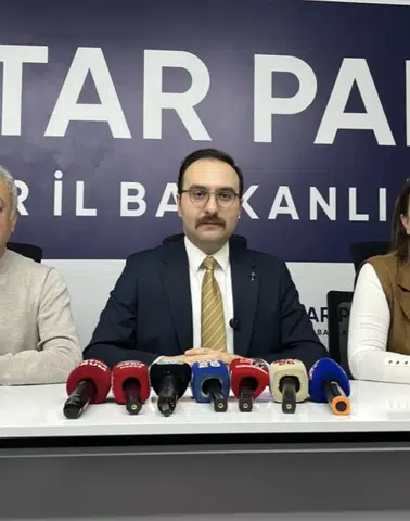 Kırka ve Çatören’de yol çalışmaları çiftçileri mağdur etti: Anahtar Parti Tepki Gösterdi