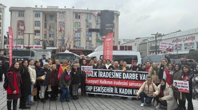 CHP Eskişehir İl Kadın Kolları Başkanı Sibel Yeşildal: "Halkın iradesine dokunmayın!"